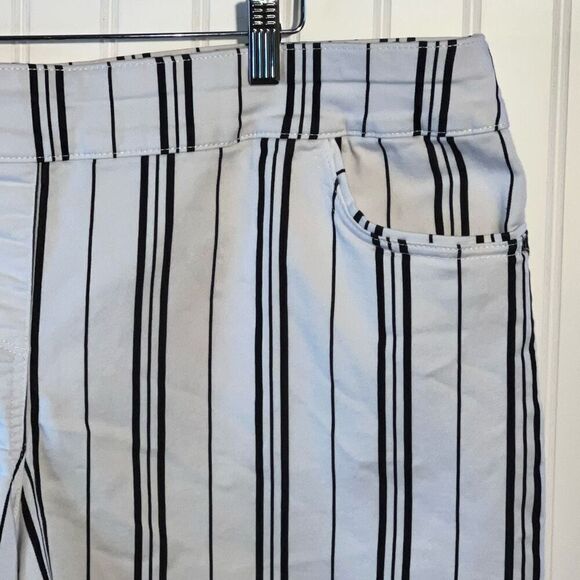 Westbound Short Park Ave Fit Size 20W Black White Striped Pull On Stretch Pocket - Picture 3 of 7